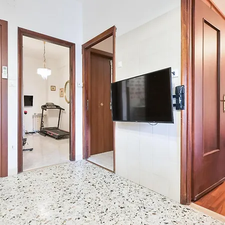 Le 2 Torri Apartment *