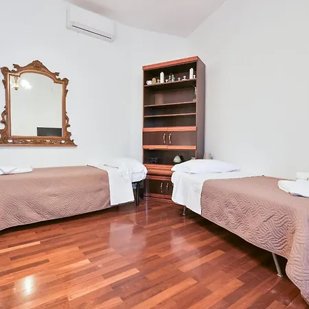 Apartament Le 2 Torri *